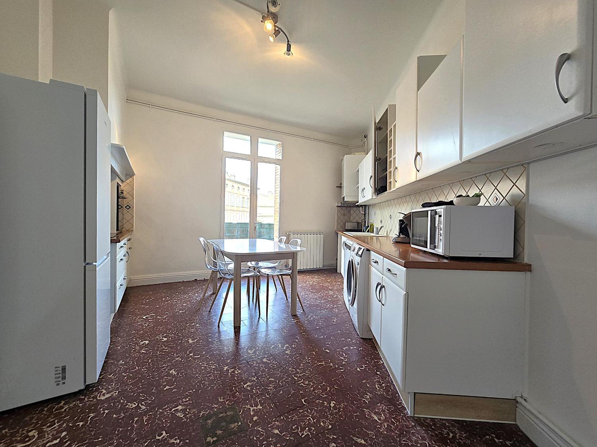 Le Bout Du Pont - 5 Min A Pied De La Gare Villebourbon Et De L'hypercentre - Vue Sur Pont Vieux - Grande Terrasse - 8 Couchages - 3 Spacieuses - 4 Lits - Places De Stationnement Gratuites Au Pied De L'immeuble Montauban